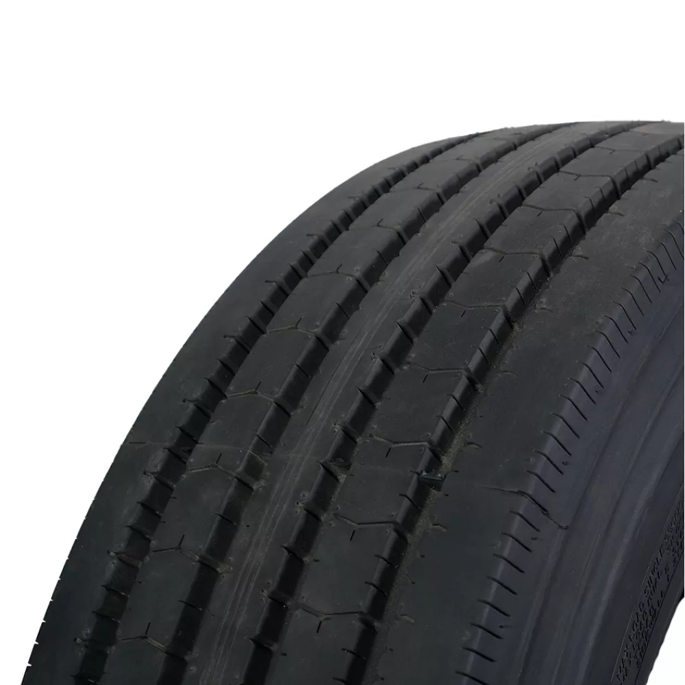 Грузовая шина 285/70 R19,5 Long March LM-216 18PR в Березовском