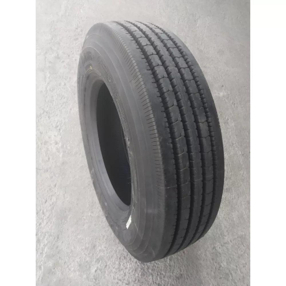 Грузовая шина 215/75 R17,5 Long March LM-216 16PR в Березовском